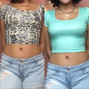 ⏰ 2 for 1- Crop Tops Size M